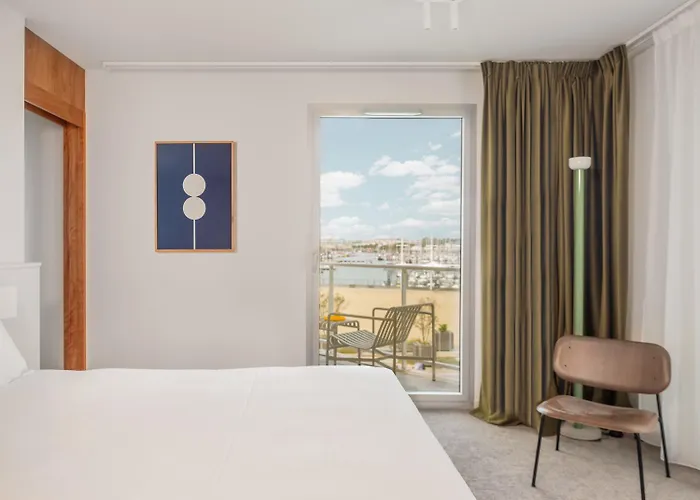 Vertime 莱萨布勒-多洛讷