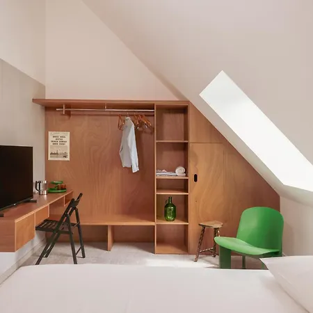 Vertime 4* 莱萨布勒-多洛讷