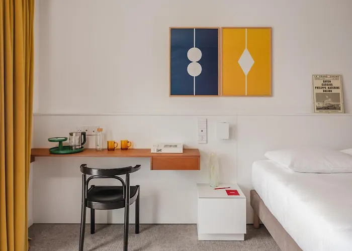 Vertime 4* レ・サ​​ーブル・ドロンヌ