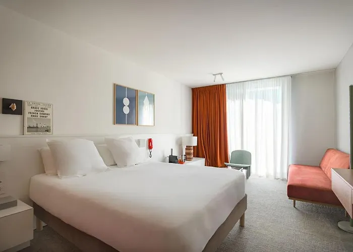 Vertime レ・サ​​ーブル・ドロンヌ